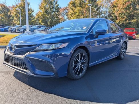 Certified 2024 Toyota Camry SE image 5