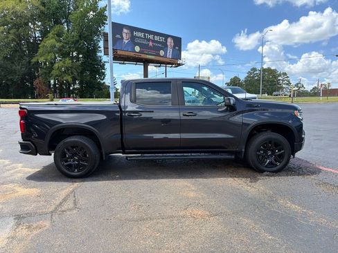 Used 2023 Chevrolet Silverado 1500 RST w/ Convenience Package II AWD/4WD image 5
