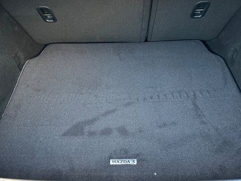 New 2025 MAZDA MAZDA3 Hatchback w/Premium Plus Pkg image 15