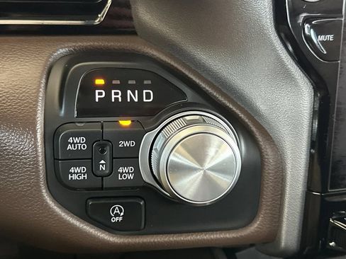 New 2026 RAM 1500 Laramie AWD/4WD image 20