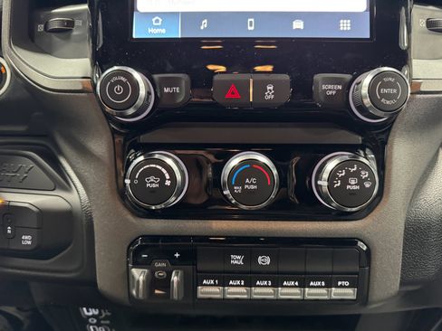 New 2025 RAM 4500 Tradesman image 32