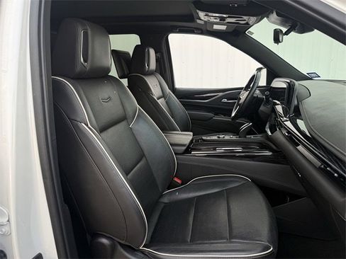 Used 2021 Cadillac Escalade Sport w/ Driver Assist Tech Package image 33