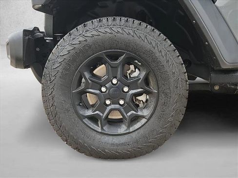 Used 2023 Jeep Wrangler Unlimited Rubicon 4xe w/ Cold Weather Group AWD/4WD image 24