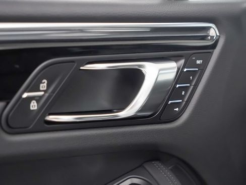 Certified 2026 Porsche Macan Turbo AWD/4WD image 22