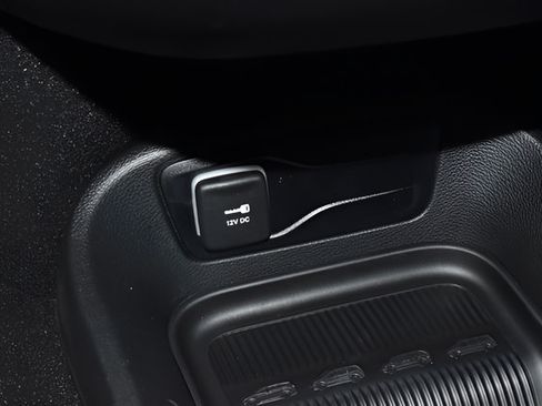 New 2026 Chrysler Pacifica Select w/ S Appearance Package FWD image 23