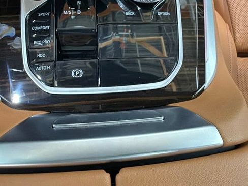 Used 2023 BMW X5 xDrive40i w/ M Sport Package AWD/4WD image 40