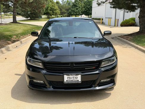 Used 2015 Dodge Charger R/T w/ Wheels & Tunes Group RWD image 2
