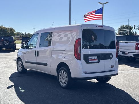 Used 2018 RAM ProMaster City SLT w/ Mopar Trailer Tow Group image 5