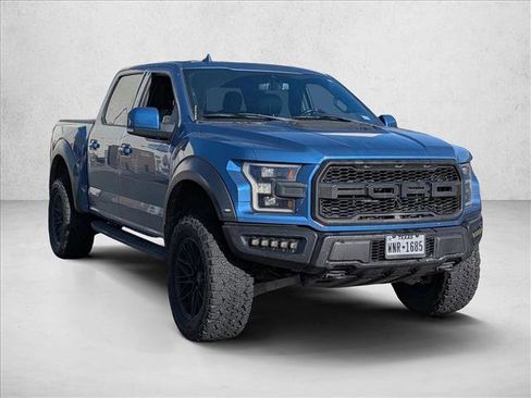 Used 2019 Ford F150 Raptor w/ Equipment Group 802A Luxury image 3