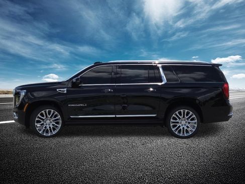 New 2026 GMC Yukon XL Denali w/ Denali Reserve Package AWD/4WD image 21