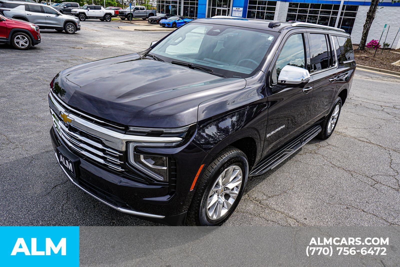 Used 2025 Chevrolet Suburban Premier AWD/4WD image 18