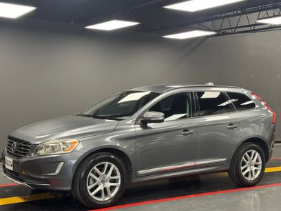 Used 2017 Volvo XC60 T5 w/ Tailgate Package