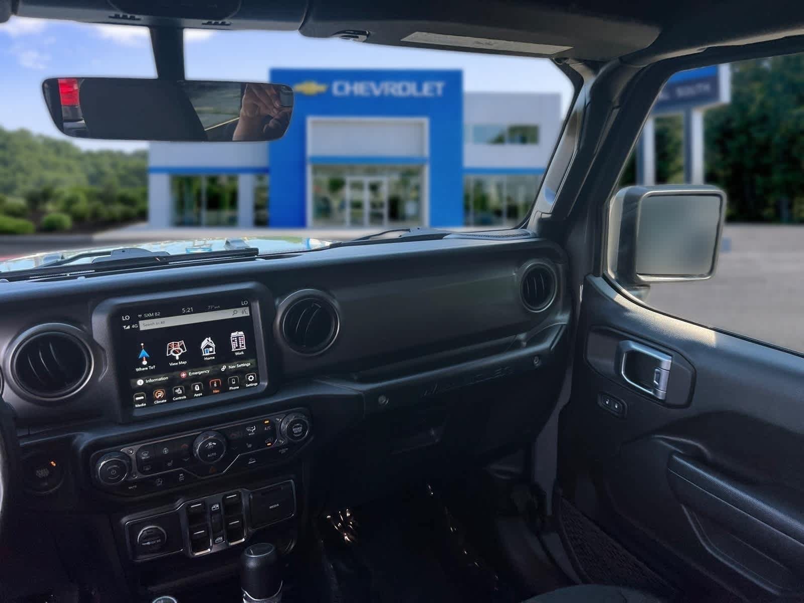 Used 2022 Jeep Wrangler Unlimited Sport AWD/4WD image 32