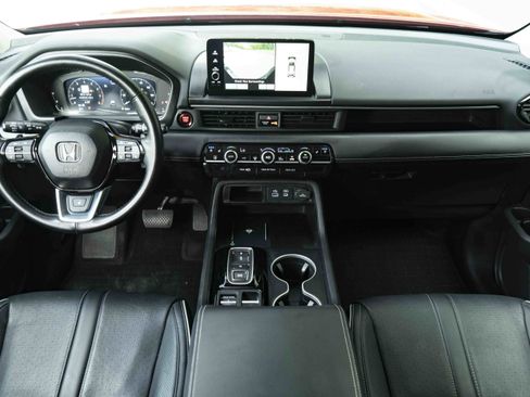Used 2024 Honda Pilot Elite image 26