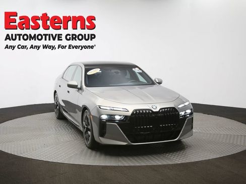 Used 2023 BMW 760i xDrive w/ Executive Package AWD/4WD image 55