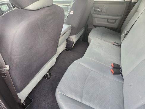 Used 2016 RAM 1500 Classic SLT image 21