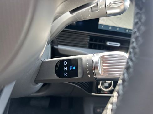 New 2025 Hyundai Ioniq 5 SE image 22