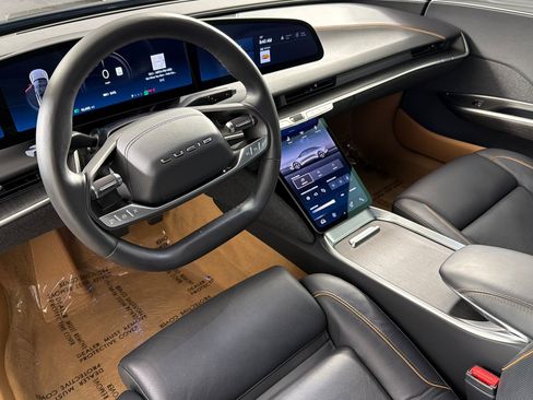 Used 2025 Lucid Air Touring AWD/4WD image 9