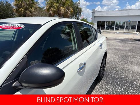 Certified 2024 Nissan Altima 2.5 SV FWD image 10