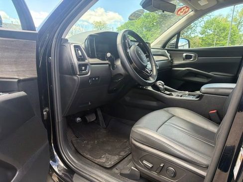 Certified 2023 Kia Sorento S AWD/4WD image 14