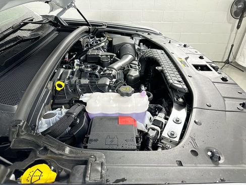 New 2025 Jeep Grand Cherokee Altitude image 19