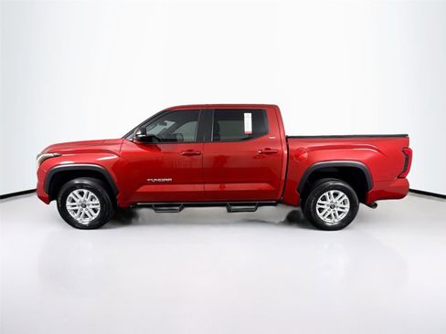 Used 2025 Toyota Tundra SR5 w/ SR5 Premium Package AWD/4WD image 14