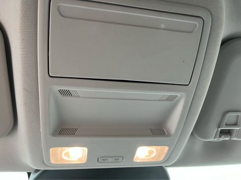 Used 2025 Ford Escape Active AWD/4WD image 18
