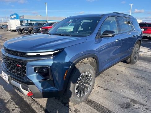 New 2026 Chevrolet Traverse Z71 w/ Enhanced Driving Package image 1