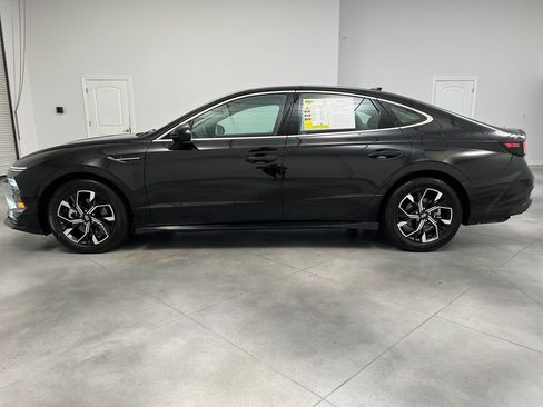 Used 2025 Hyundai Sonata SEL FWD image 5