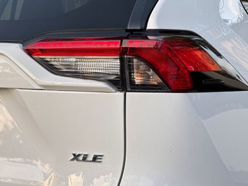 Certified 2024 Toyota RAV4 XLE image 28