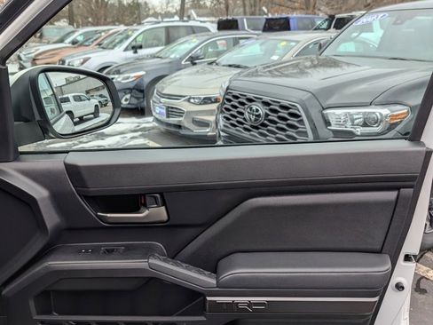 Certified 2024 Toyota Tacoma TRD Sport image 19