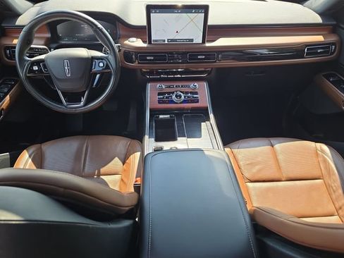 Used 2023 Lincoln Aviator Reserve w/ Equipment Group 201A AWD/4WD image 25
