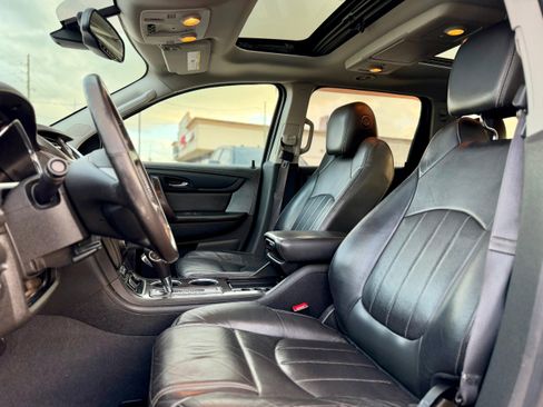 Used 2015 Chevrolet Traverse LTZ image 5