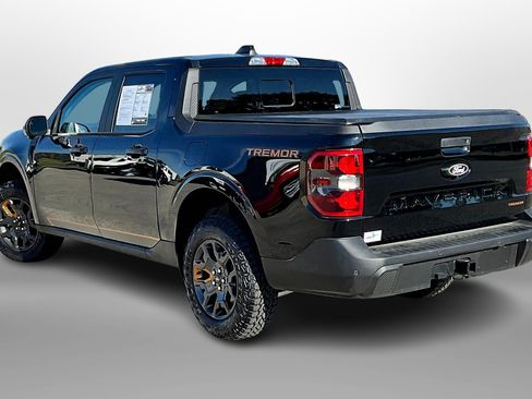 Used 2025 Ford Maverick Tremor image 10