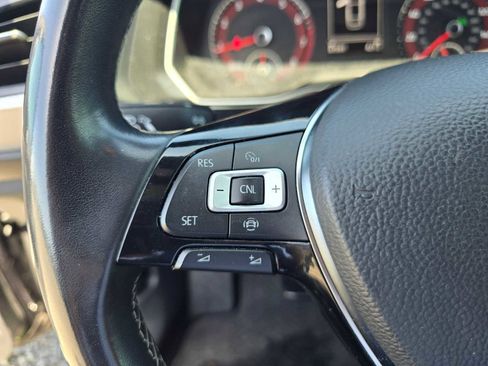 Used 2020 Volkswagen Jetta R-Line FWD image 16