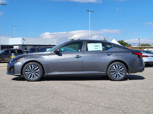 New 2025 Nissan Altima 2.5 SV w/ SV Premium Package image 3