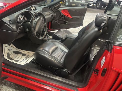 Used 2002 Ford Mustang GT RWD image 16
