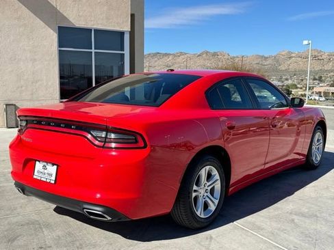 Used 2022 Dodge Charger SXT image 6