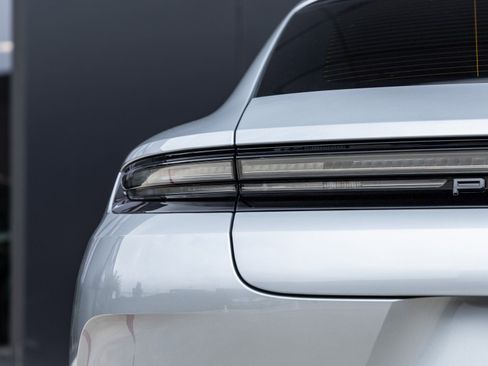 New 2026 Porsche Panamera GTS image 14