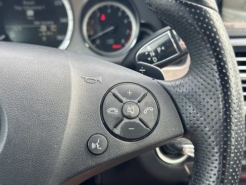 Used 2010 Mercedes-Benz E 350 Sedan image 23