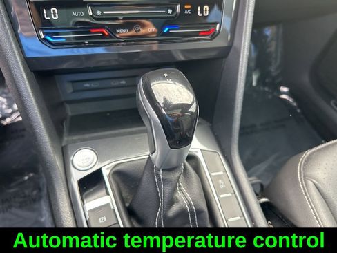 Used 2023 Volkswagen Tiguan SE R-Line image 16