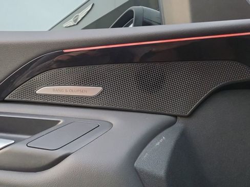 Used 2025 Audi Q5 Premium Plus image 13