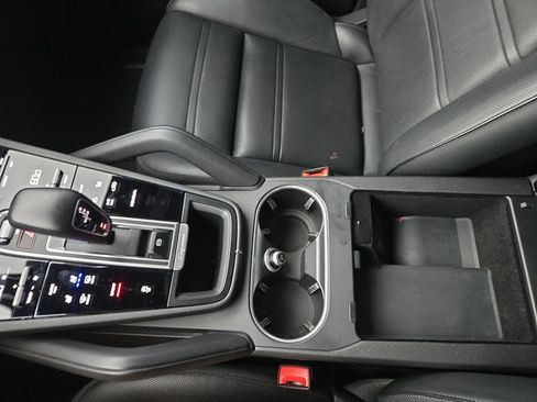Used 2019 Porsche Cayenne AWD/4WD image 27