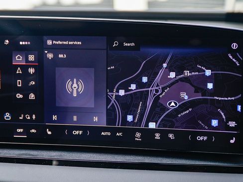 New 2025 Audi Q6 e-tron Premium image 14