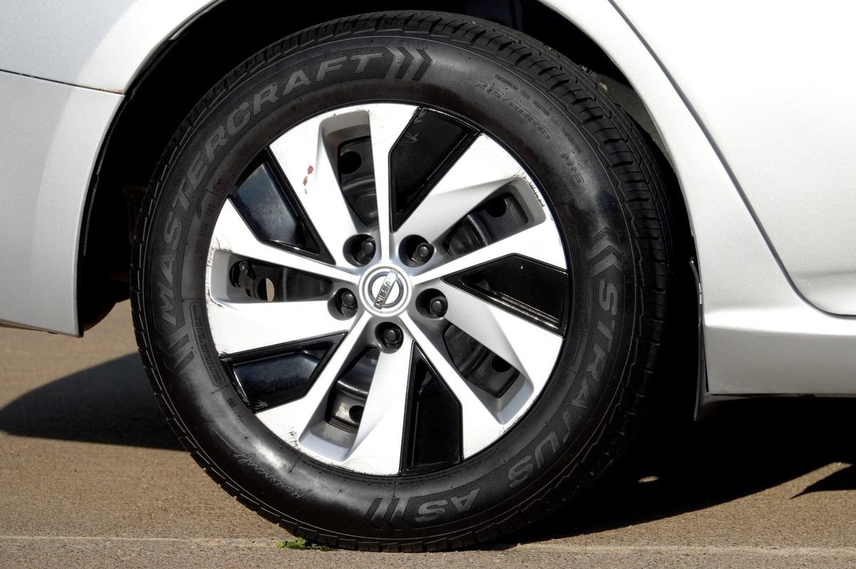 Used 2022 Nissan Altima 2.5 S FWD image 29
