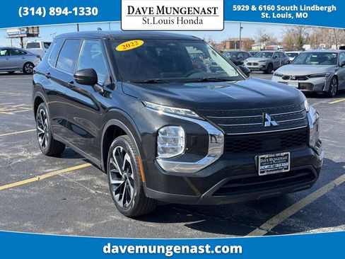 Used 2022 Mitsubishi Outlander ES image 1