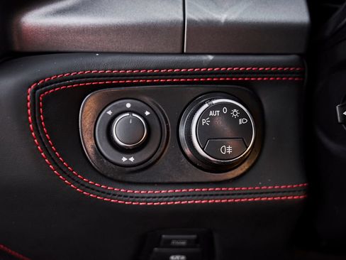 Used 2012 Ferrari 458 Spider RWD image 49