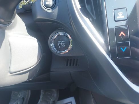 Used 2025 Subaru Forester Premium AWD/4WD image 22