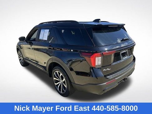 Used 2025 Ford Explorer ST-Line AWD/4WD image 5