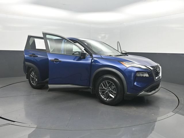Used 2023 Nissan Rogue S FWD image 33